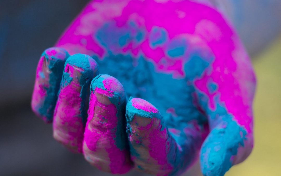 India: oggi si celebra Holi, il festival dei colori!!